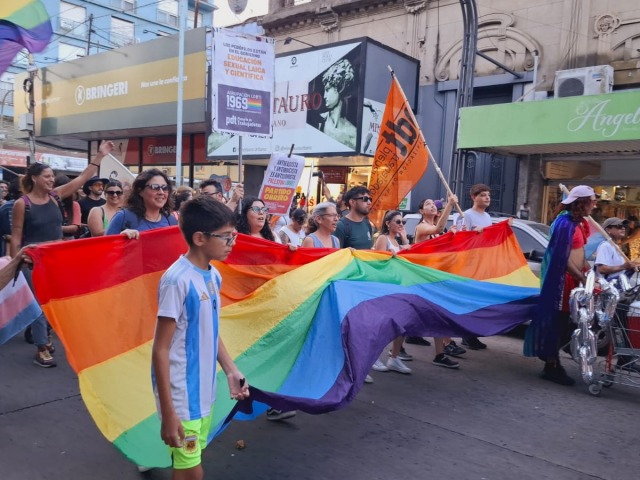 Olavarra se sum a la marcha antifascista y antirracista